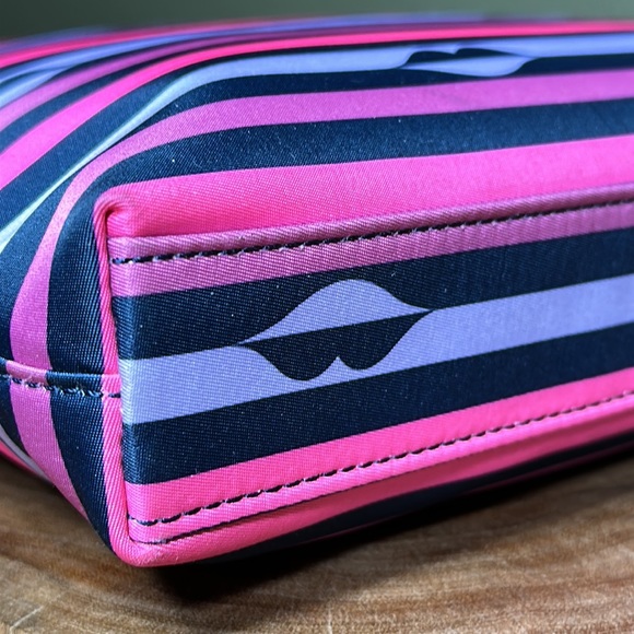KATE SPADE Jae Nylon Lip Print Pink Multi Crossbody - Picture 9 of 16